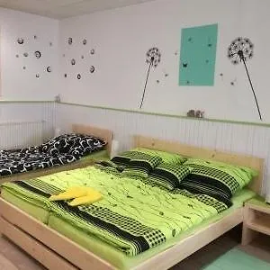 Apartment Kras *